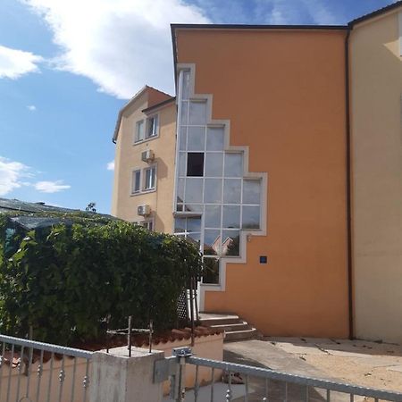 Laguna Vodice Bagian luar foto